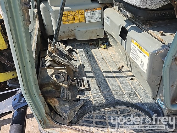yanmar-vio55-image-29