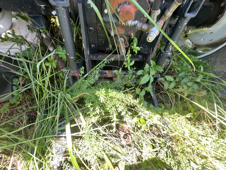 new-holland-tl100a-image-9
