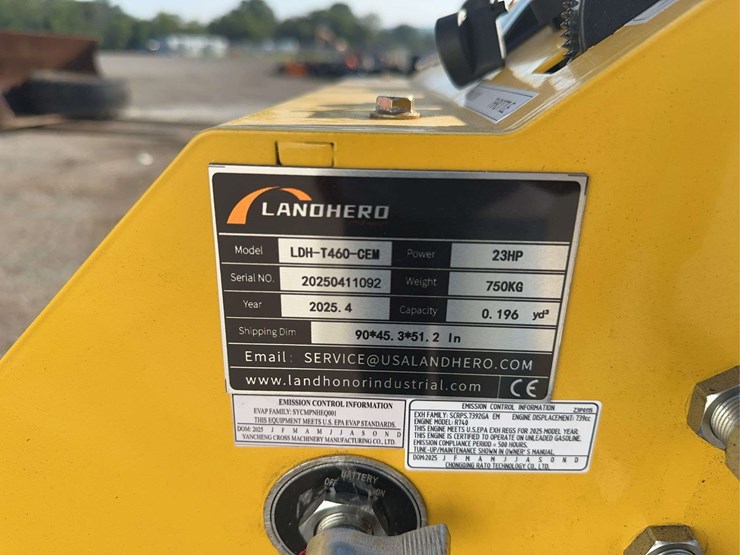 2025-land-hero-mini-stand-on-skid-loader-image-25