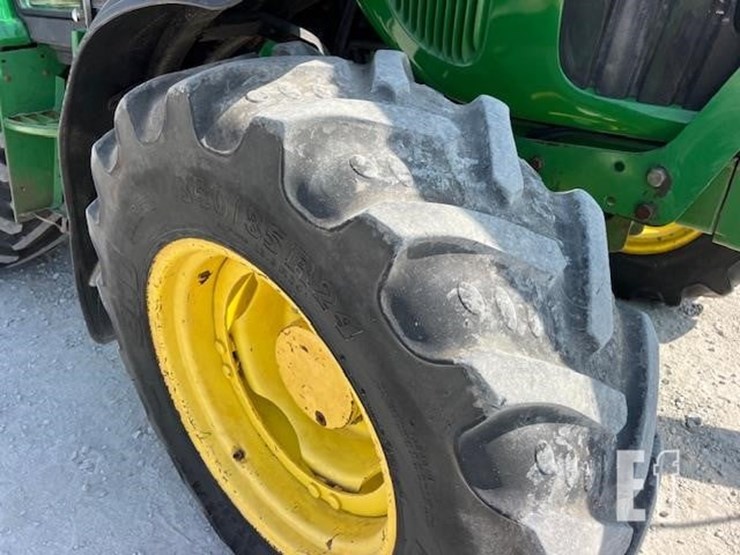 john-deere-6415-image-22