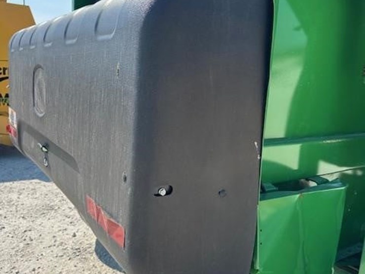 2019-john-deere-560m-image-20