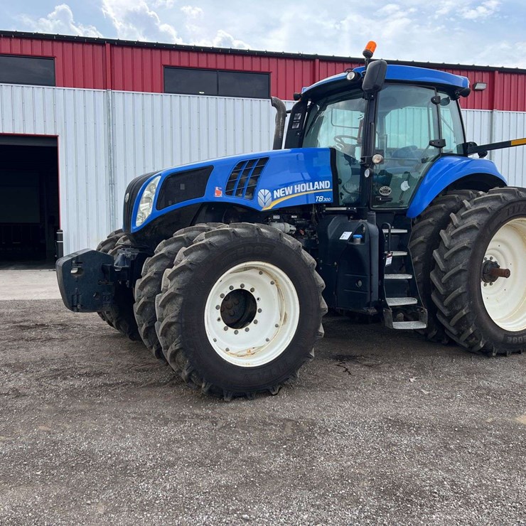 2012 NEW HOLLAND T8.300
