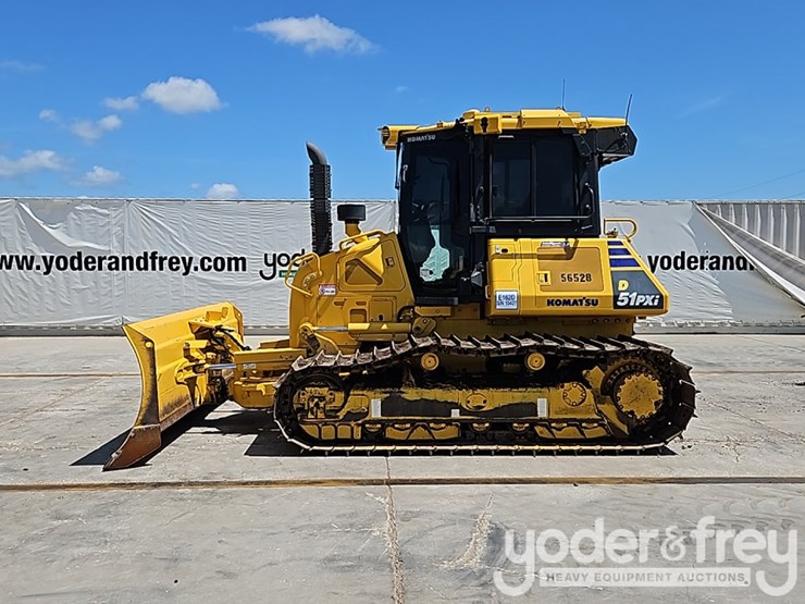 2022-komatsu-d51pxi-24-image-3