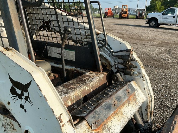 2004-bobcat-t190-image-36