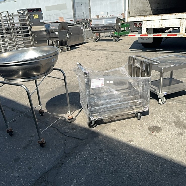 LOT#- - FOOD CARTS AND MIXING BOWLS