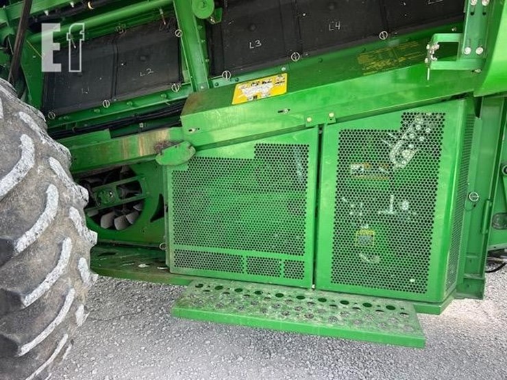 2011-john-deere-9770-sts-image-55