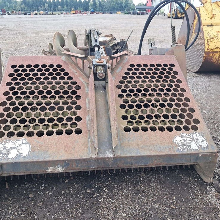 Bobcat Rock Hound Bucket