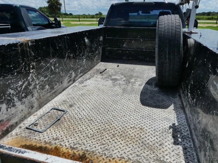 2019-ford-f150-xl-image-9