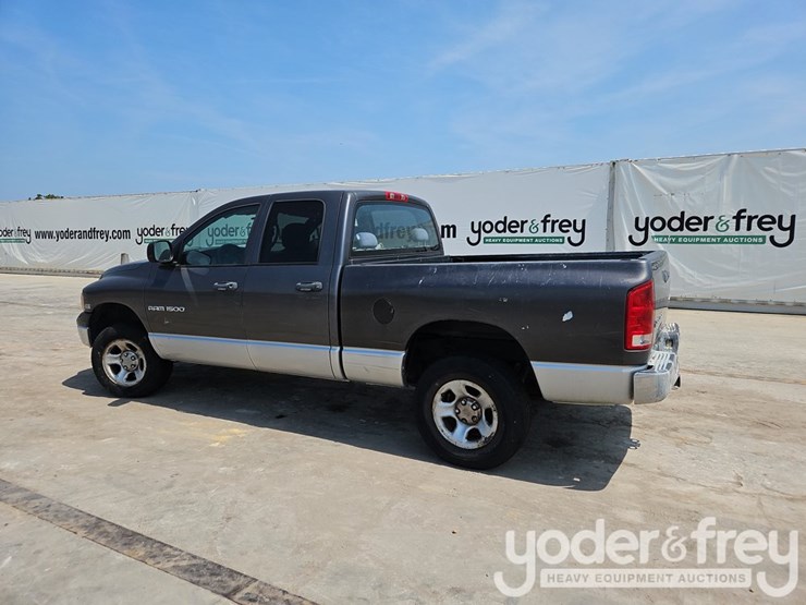 2004-dodge-ram-1500-image-2