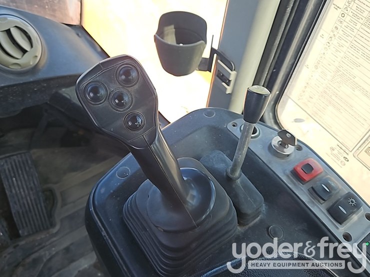 2019-doosan-dl250-5-image-29