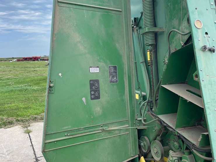 john-deere-530-image-37