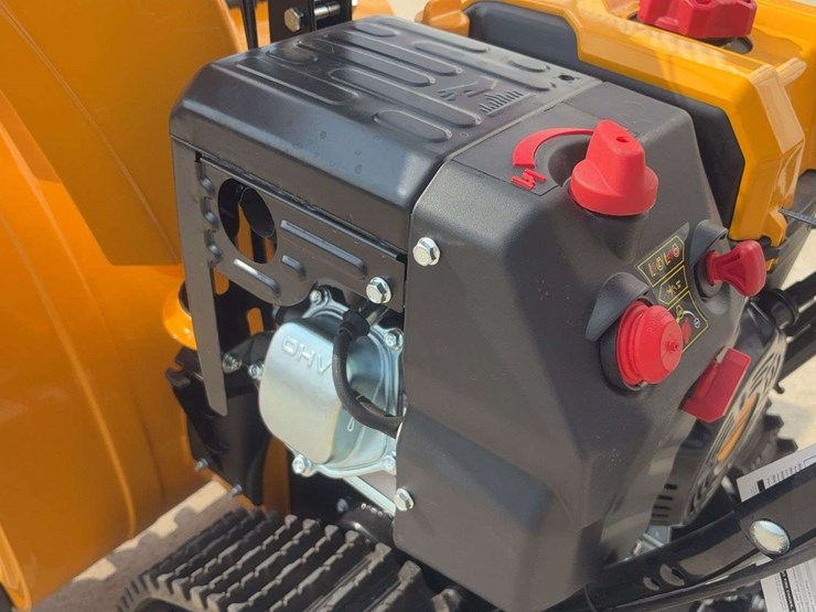 2023-cub-cadet-3x30-trac-snowblower-image-9