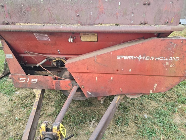 new-holland-519-image-12