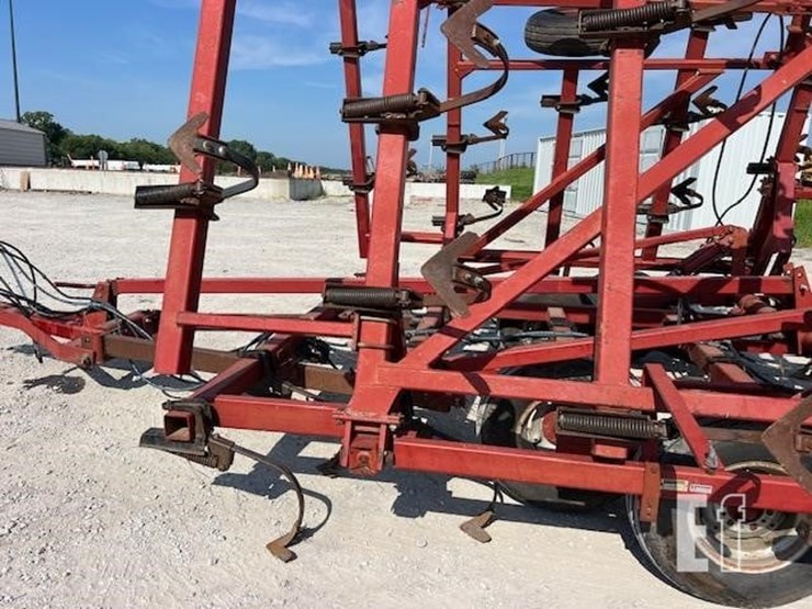 case-ih-4300-image-31