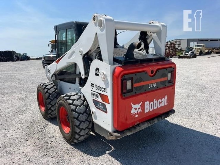 2023-bobcat-s770-image-4