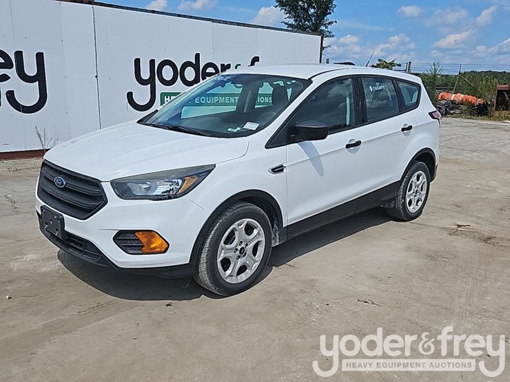 2018-ford-escape-image-1