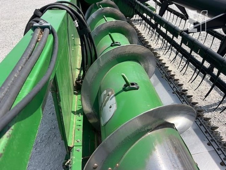 2009-john-deere-630f-image-32