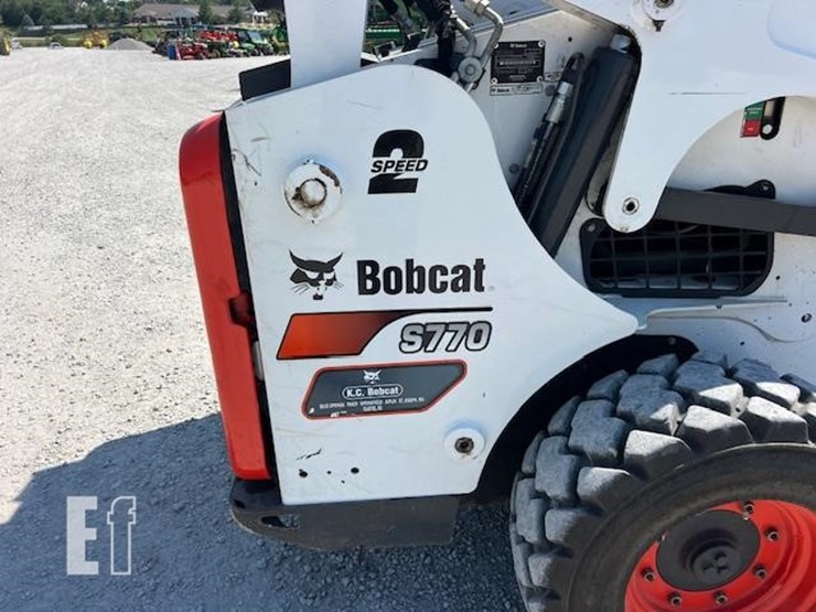 2023-bobcat-s770-image-17