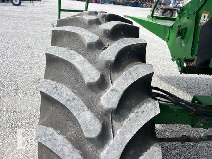 2011-john-deere-9770-sts-image-31
