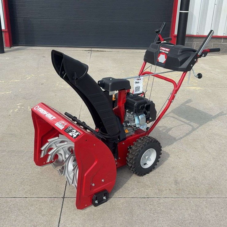 2022 Troybilt Storm 2420 Snowblower