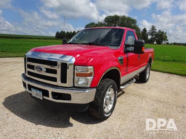2010-ford-f250-xlt-image-1