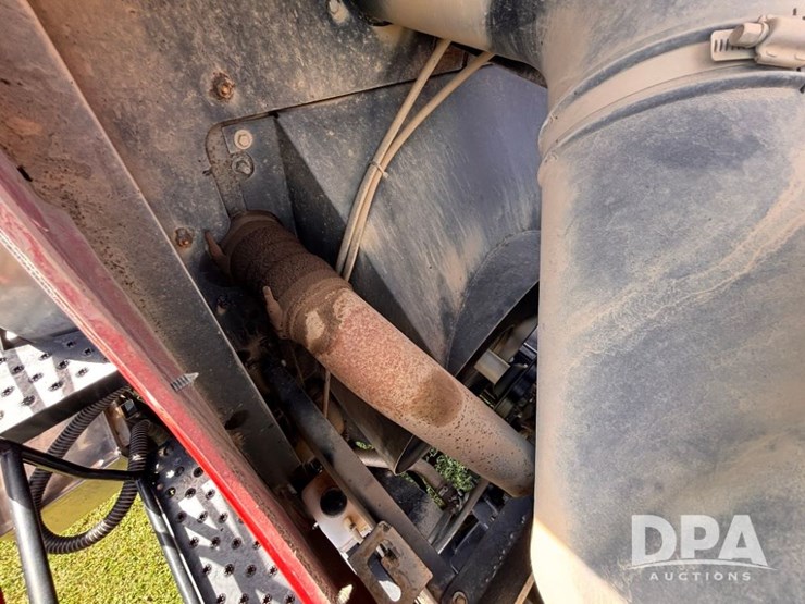 2019-case-ih-patriot-4440-image-115