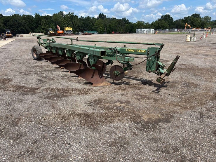 john-deere-1350-image-2