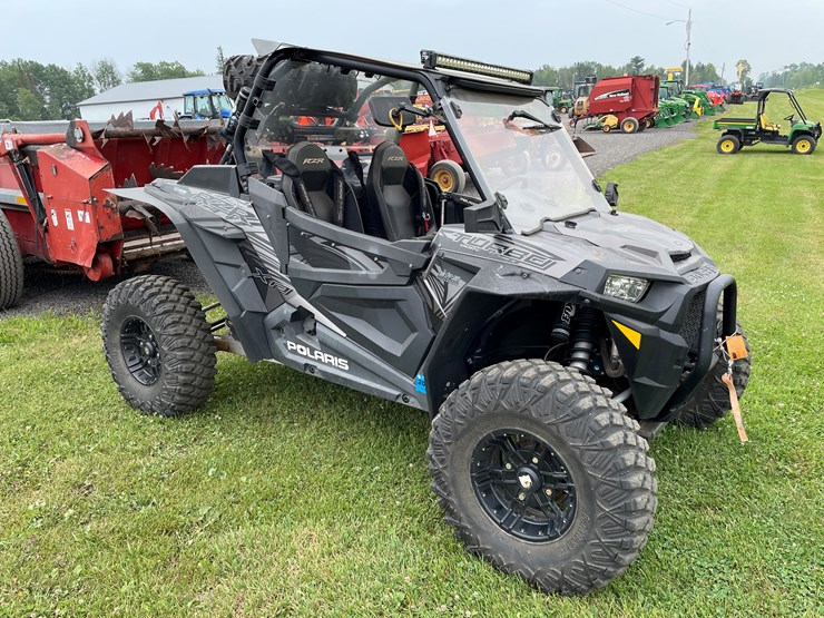 2017-polaris-rzr-xp-turbo-eps-image-3