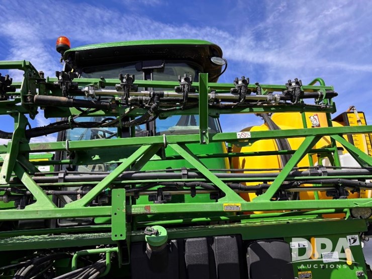 2020-john-deere-r4023-image-90