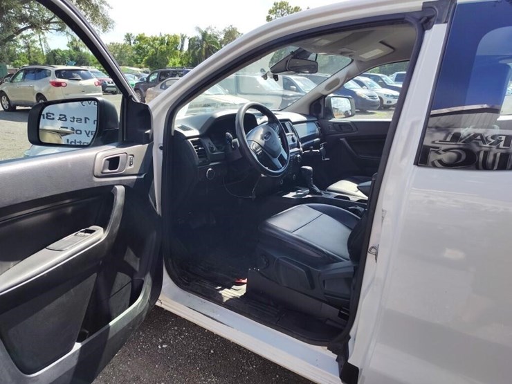 2021-ford-ranger-xl-image-5