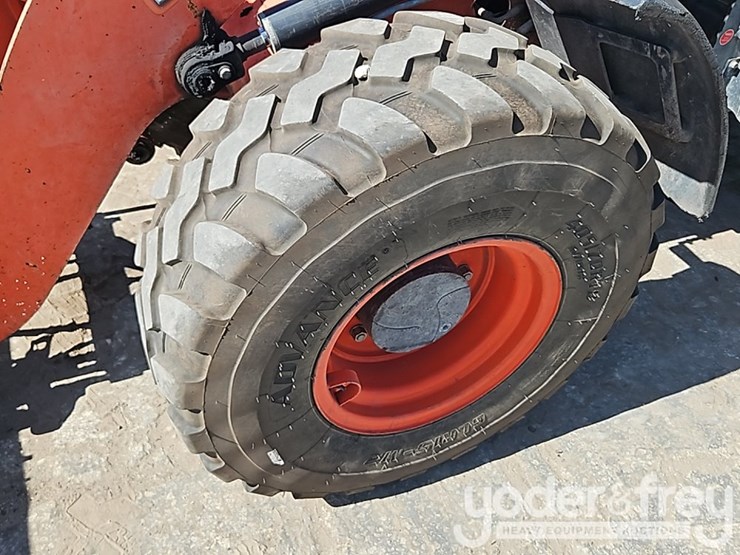 2018-kubota-r530-image-17