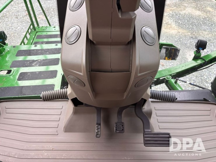 2023-john-deere-612r-image-120