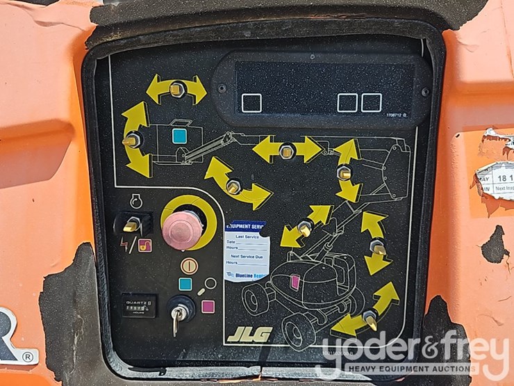2017-jlg-600aj-image-24