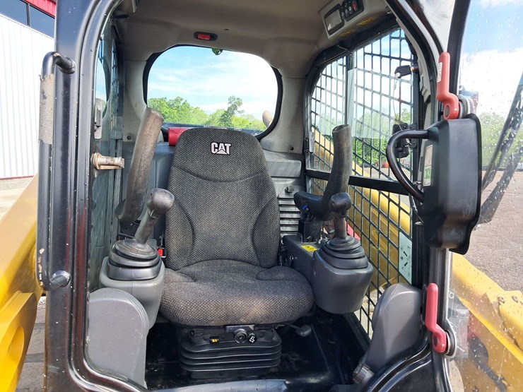 2017-caterpillar-279d-image-16