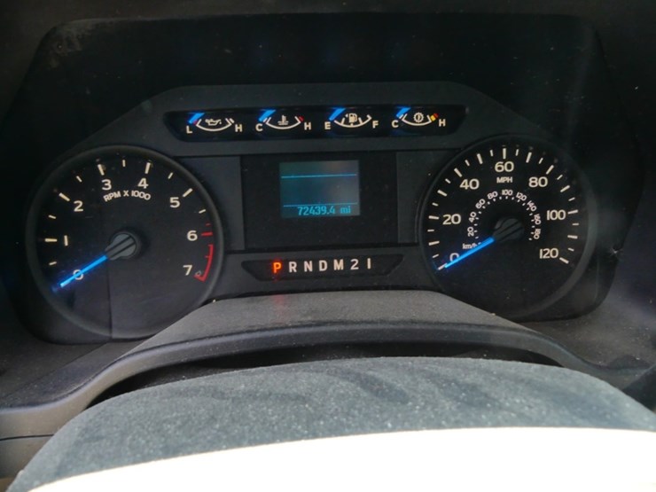 2017-ford-f150-xl-image-12