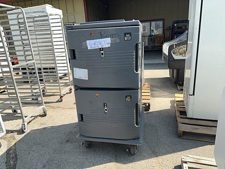 lot#----cambro-upc-1600-insulated-food-carrier-image-1