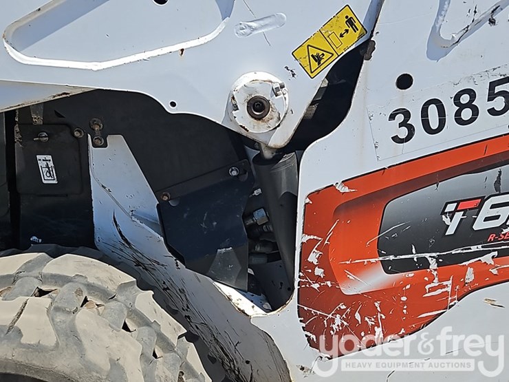 2021-bobcat-t62-image-20