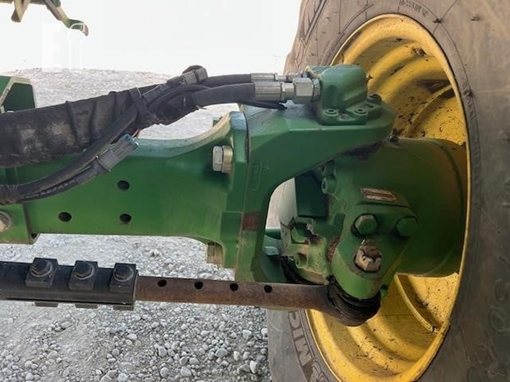 2014-john-deere-s670-image-42
