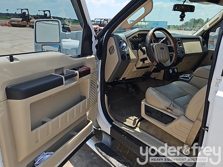 2008-ford-f350-image-28
