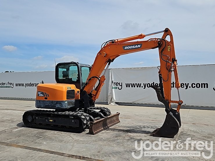 2022-doosan-dx85r-3-image-7
