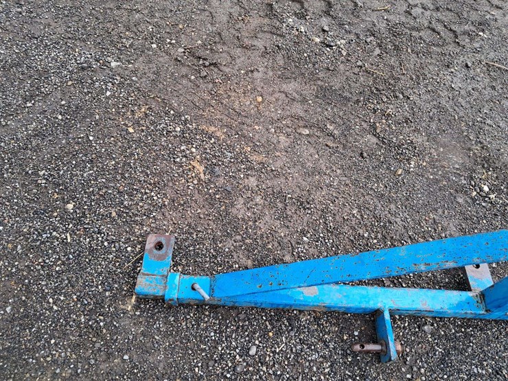new-idea-roller-bar-hay-rake-(tool-bar)-image-4