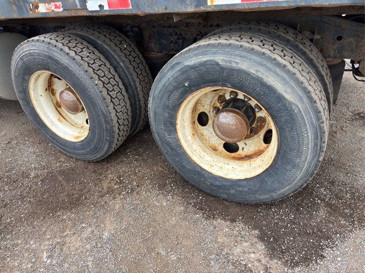 2009-mack-cxu-(pinnacle)-flatbed-truck-image-5