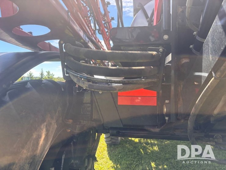 2019-case-ih-patriot-4440-image-43