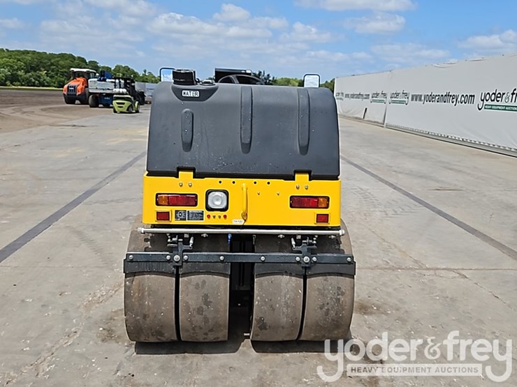 2024-kubota-d1703-image-14