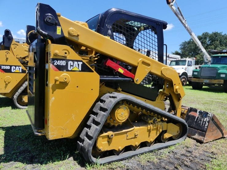 caterpillar-249d-image-4
