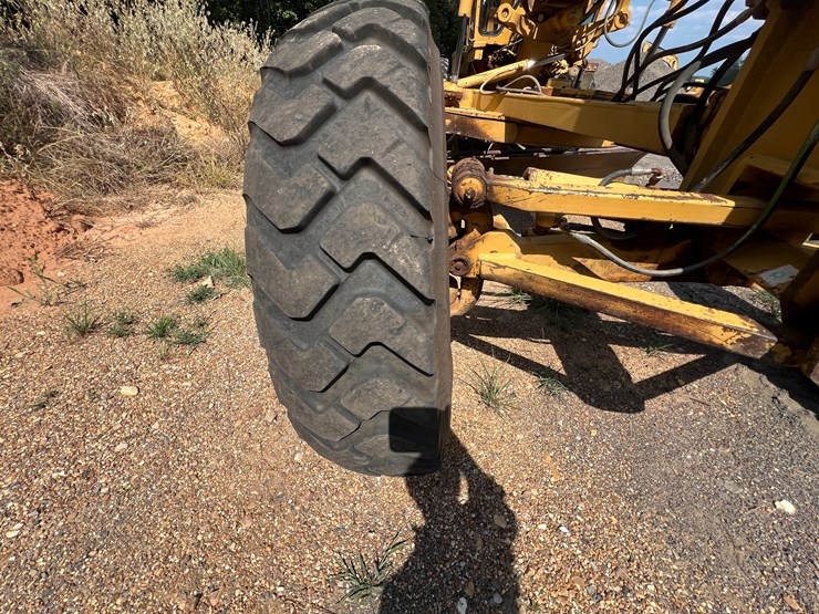 caterpillar-140g-image-9