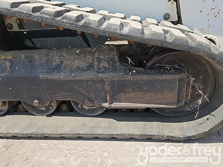 2016-bobcat-t650-image-10
