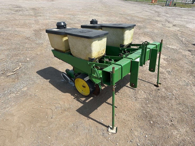 john-deere-2-image-2