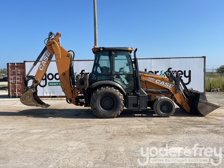 2016-case-580sn-image-6