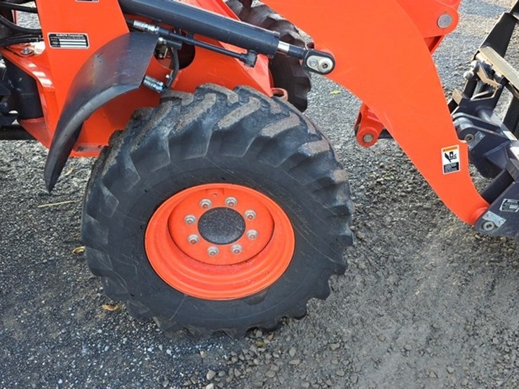 2023-kubota-r430-image-9